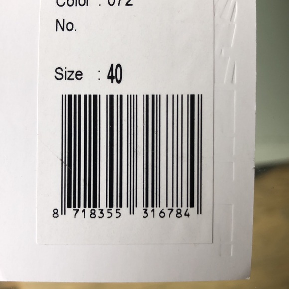 Cream and leopard print bikini top. - Picture 5 of 5